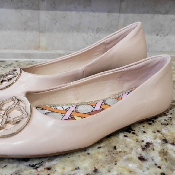 Womens Neutral Casual dress Shoes Size 6.5 - Picture 2 of 3